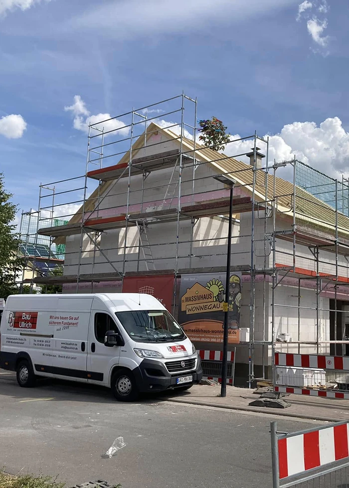 Neubau EInfamilienhaus mit neuem Dachstuhl